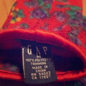 GAP Women’s Mittens Size Medium